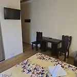 Курортный комплекс River Hill Микуличин