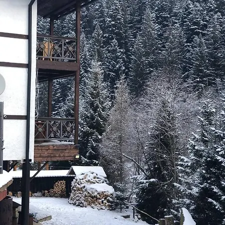 Resort River Hill *